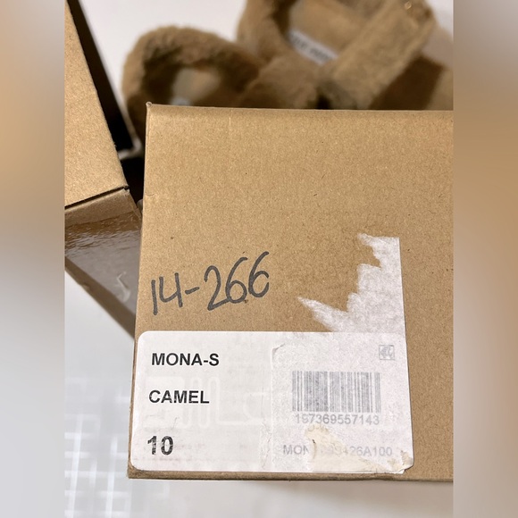 Steve Madden Mona-S sandal, size 10 - Picture 8 of 8